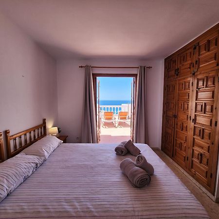 R838 Capistrano Playa 213 Apartman Nerja Kültér fotó