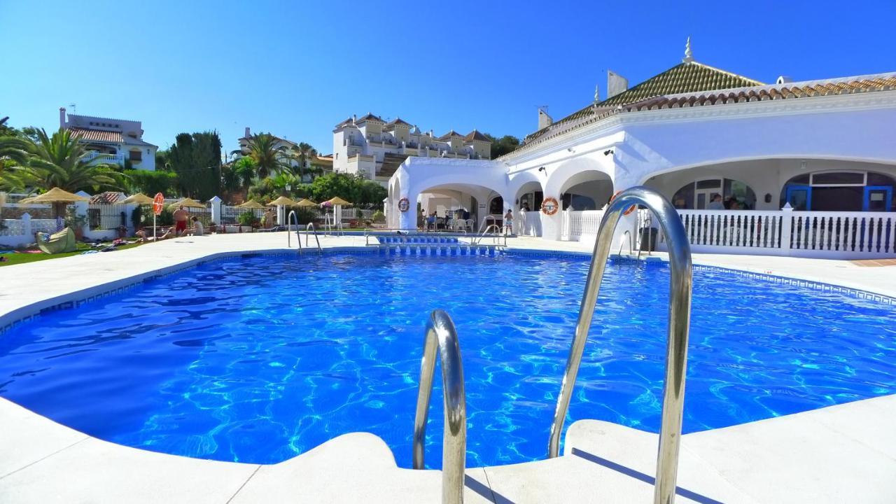 R838 Capistrano Playa 213 Apartman Nerja Kültér fotó