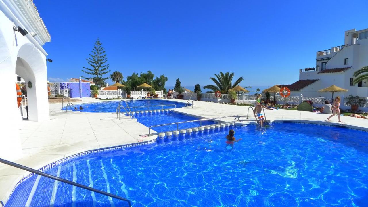 R838 Capistrano Playa 213 Apartman Nerja Kültér fotó