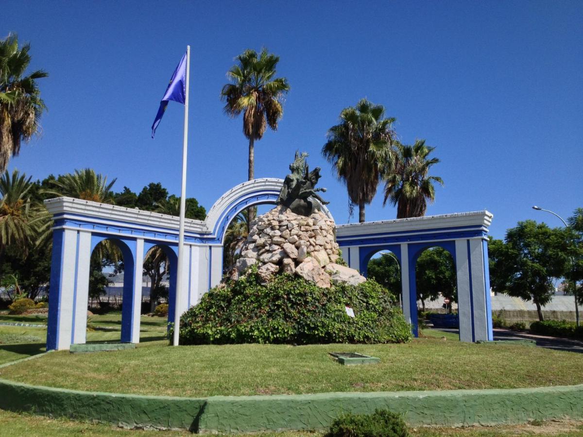 R838 Capistrano Playa 213 Apartman Nerja Kültér fotó