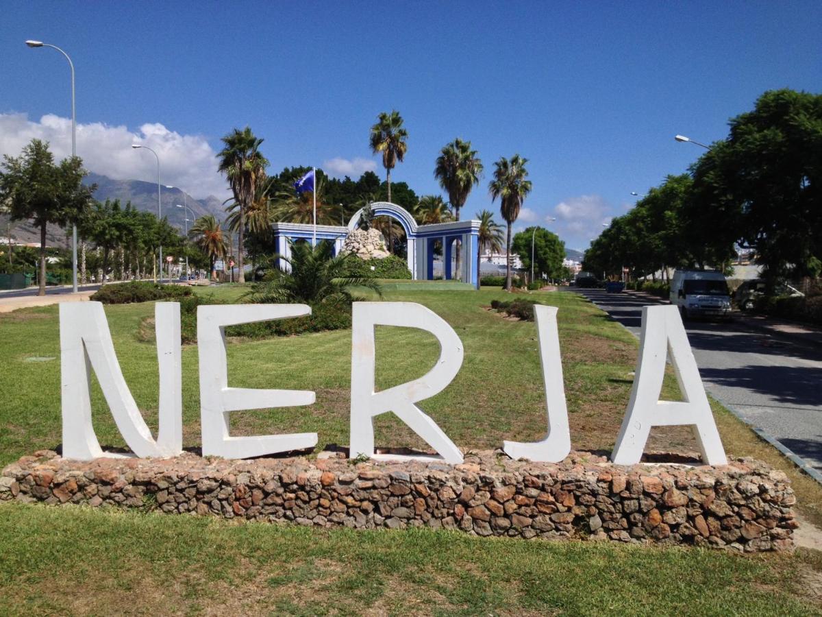 R838 Capistrano Playa 213 Apartman Nerja Kültér fotó