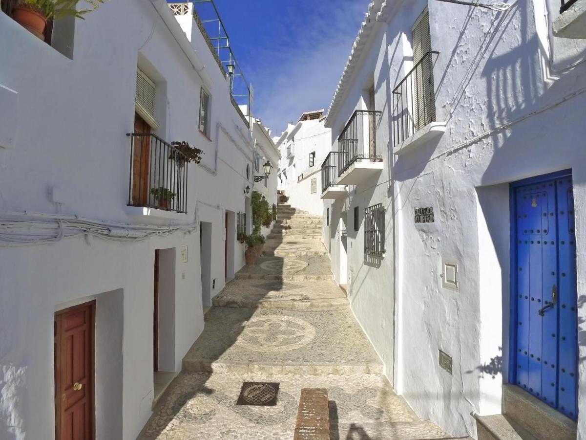 R838 Capistrano Playa 213 Apartman Nerja Kültér fotó