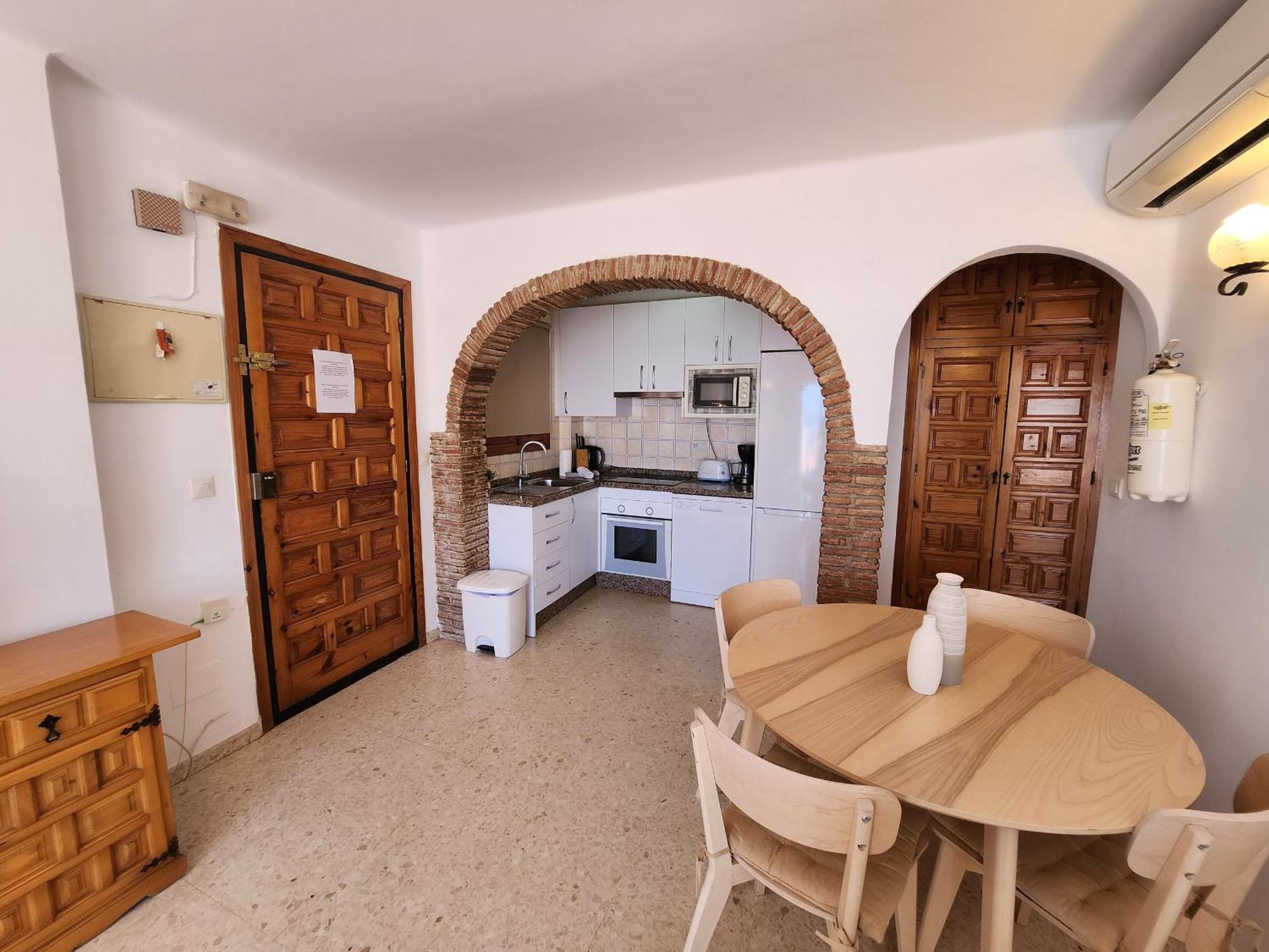 R838 Capistrano Playa 213 Apartman Nerja Kültér fotó